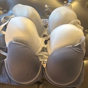 Victoria's Secret and Felina lot of 36D bras